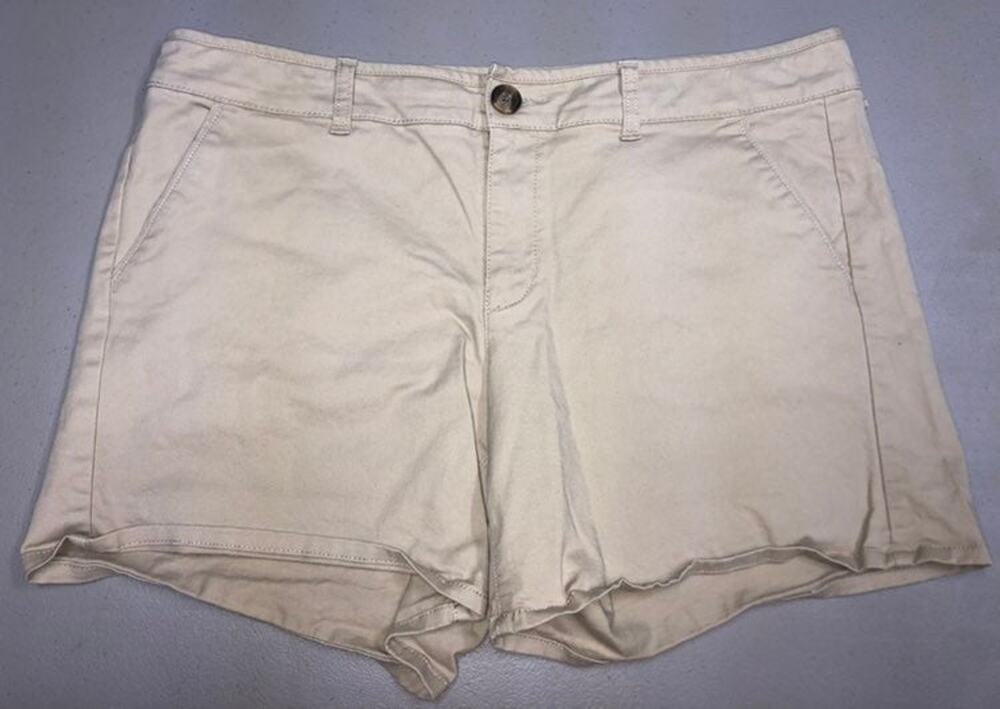 American Eagle Midi Stretch Shorts Khaki 14